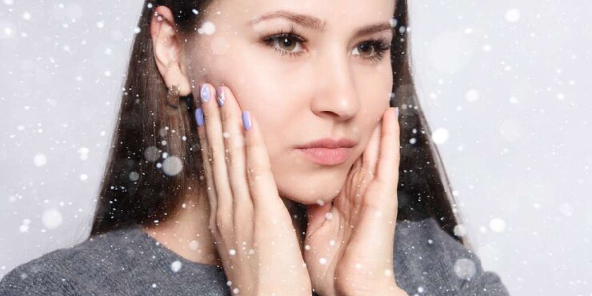 wellhealthorganic.com:winter-skin-care-tips-home-remedies-to-keep-your-skin-moisturised